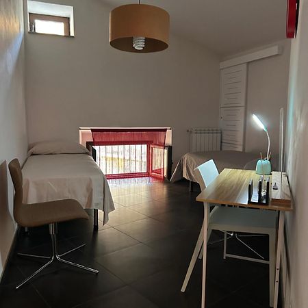 Elegante Appartamento Privato In Palazzo Storico Del XVIII - Pieno Centro Nicosia Kültér fotó